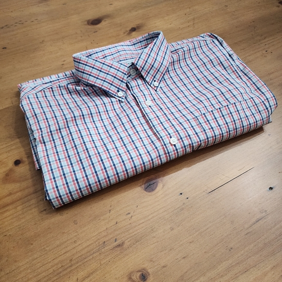 LL Bean Wrinkle-Free Pinpoint Oxford Gingham Style Cloth Button Down Shirt. - Picture 3 of 8